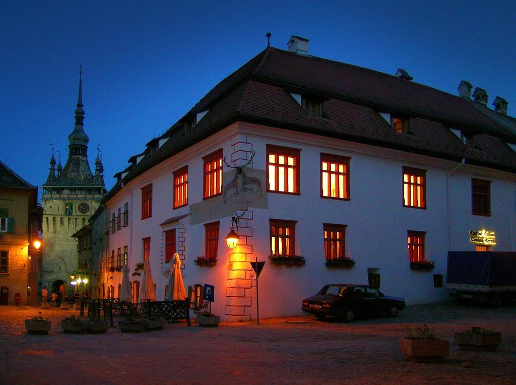Casa Cu Cerb Hotel Sighisoara Bagian luar foto