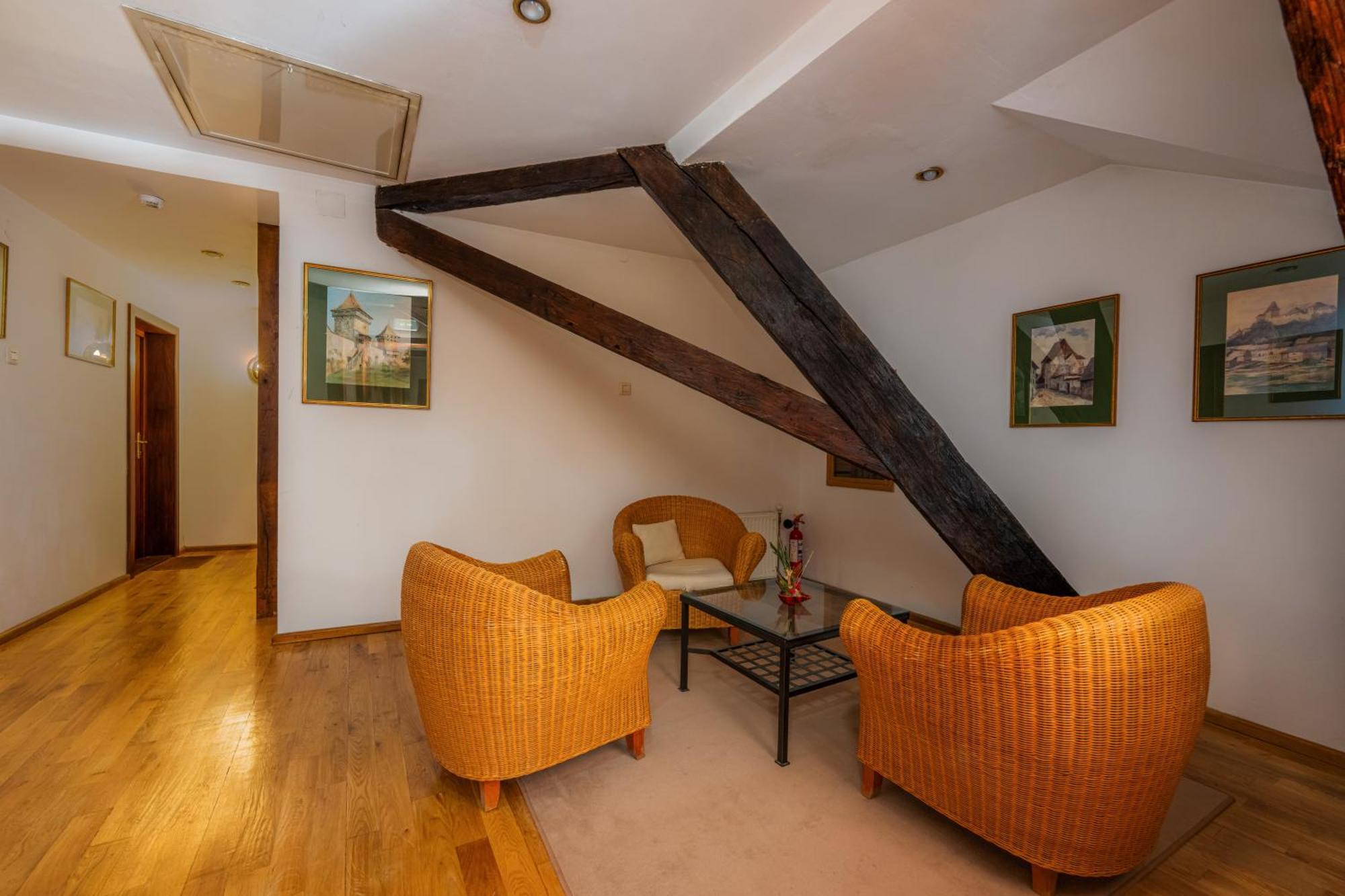 Casa Cu Cerb Hotel Sighisoara Bagian luar foto